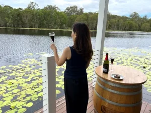 なぜ人は8000年もワインを飲み続けてきたのか？世界史をたどるワインの旅