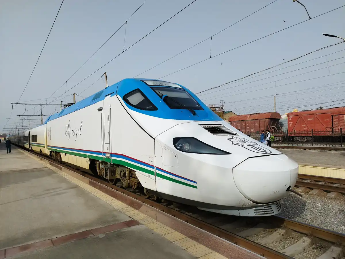 ウズベキスタンの高速鉄道